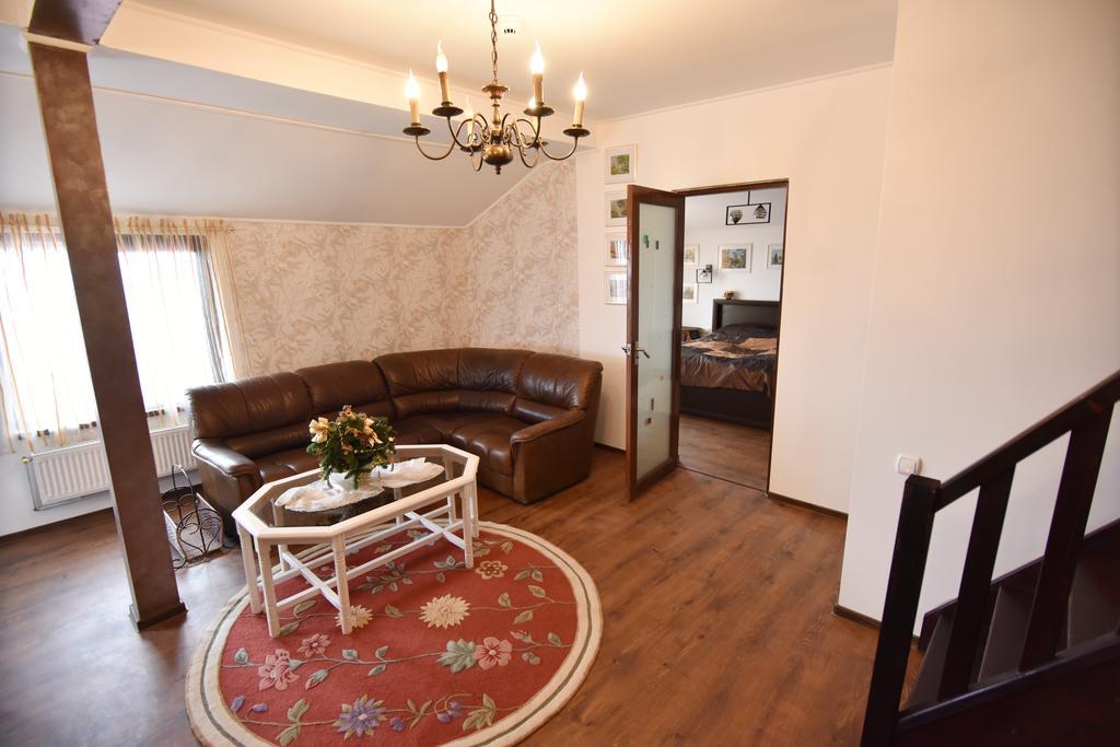 Agnita Pensiunea Casa Elena חדר תמונה